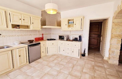 Marthon Bed & Breakfast | 170 m² Bed and breakfast ∙ 5 bedrooms ∙ 11 guests