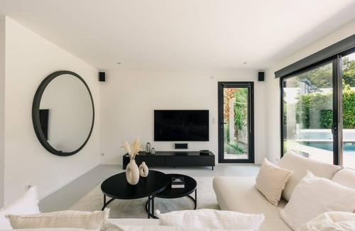 Biarritz Villa | 170 m² Villa ∙ 4 bedrooms ∙ 8 guests