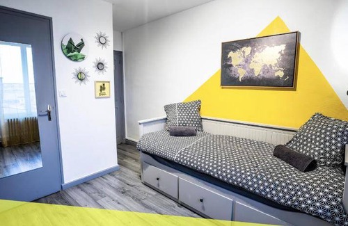 Poitiers Apartment | 18 m² Apartment ∙ 2 guests