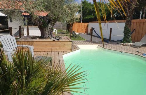 Gujan-Mestras Bed & Breakfast | 18 m² Bed and breakfast ∙ 4 guests