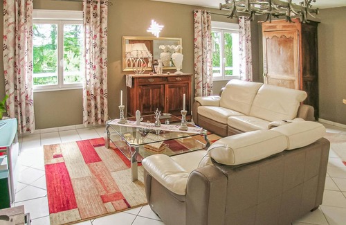 Savignac-les-Eglises House | 180 m² House ∙ 2 bedrooms ∙ 4 guests