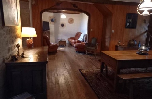 Serandon House | 180 m² Gîte ∙ 4 bedrooms ∙ 8 guests