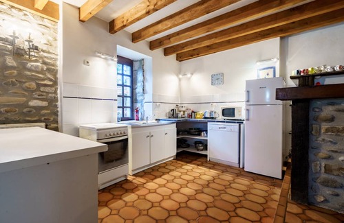 Osserain-Rivareyte House | 180 m² House ∙ 5 bedrooms ∙ 10 guests