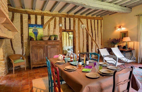 Castillonnes House | 180 m² House ∙ 3 bedrooms ∙ 6 guests