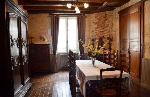 Verteuil-sur-Charente House | 185 m² House ∙ 4 bedrooms ∙ 6 guests