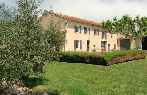 Chateaurenard House | 190 m² House ∙ 4 bedrooms ∙ 8 guests
