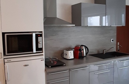 La Rochelle City Centre Apartment | 2 rooms + terrace on old port