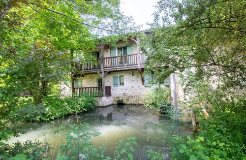 Conne-de-Labarde Cottage | 200 m² Cabin ∙ 3 bedrooms ∙ 6 guests