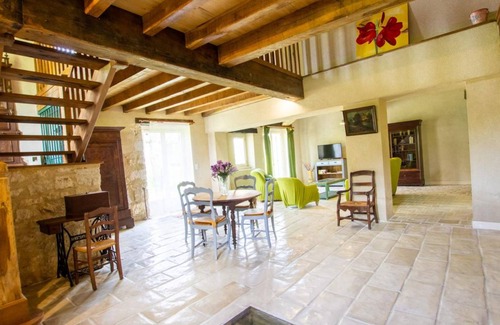 Conne-de-Labarde Cottage | 200 m² Cabin ∙ 3 bedrooms ∙ 6 guests