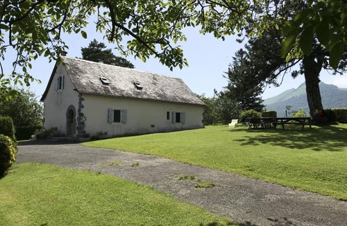 Arette House | 200 m² Gîte ∙ 4 bedrooms ∙ 10 guests