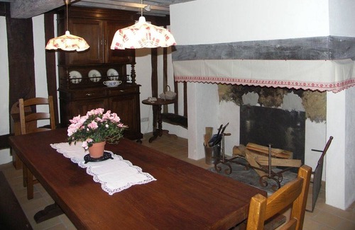 Luglon House | 200 m² Gîte ∙ 4 bedrooms ∙ 9 guests