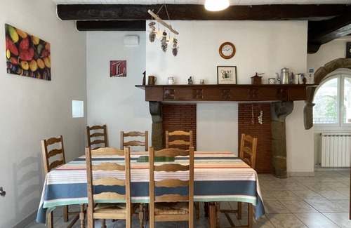 Beyrie-sur-Joyeuse House | 200 m² Gîte ∙ 5 bedrooms ∙ 10 guests
