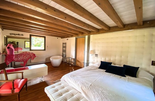 Mezos House | 200 m² House ∙ 3 bedrooms ∙ 6 guests