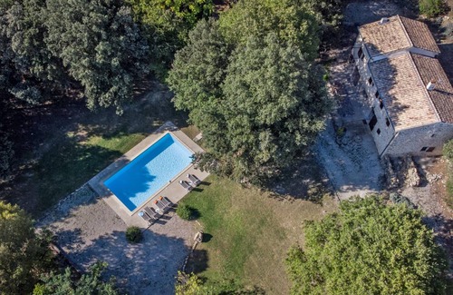 Bollene House | 200 m² House ∙ 4 bedrooms ∙ 8 guests
