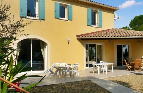 Sablet House | 200 m² House ∙ 4 bedrooms ∙ 10 guests