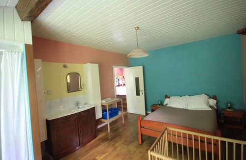 Queyssac House | 200 m² House ∙ 5 bedrooms ∙ 12 guests