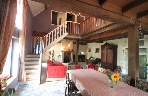 Queyssac House | 200 m² House ∙ 5 bedrooms ∙ 12 guests