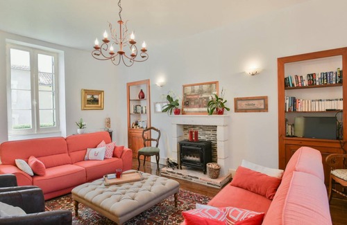 Bonnes House | 200 m² House ∙ 5 bedrooms ∙ 10 guests