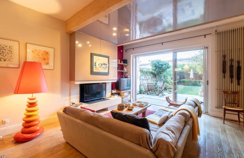 Agen House | 200 m² House ∙ 5 bedrooms ∙ 12 guests