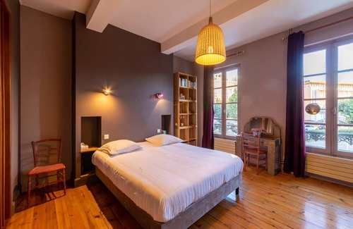 Agen House | 200 m² House ∙ 5 bedrooms ∙ 12 guests