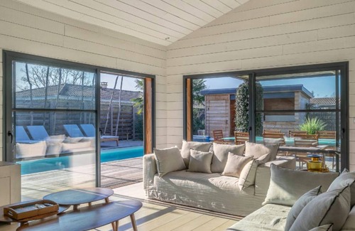 Ares House | 200 m² House ∙ 5 bedrooms ∙ 12 guests