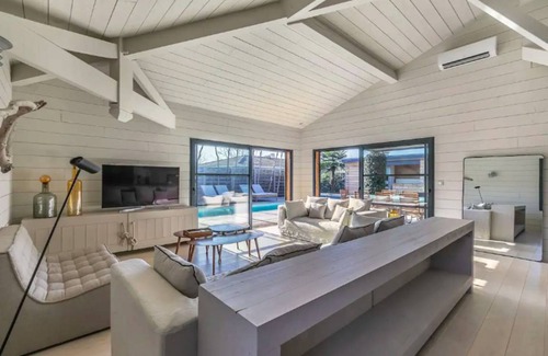 Ares House | 200 m² House ∙ 5 bedrooms ∙ 12 guests