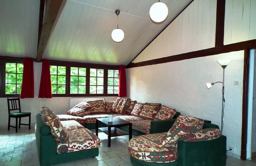 Gavaudun House | 200 m² House ∙ 6 bedrooms ∙ 20 guests