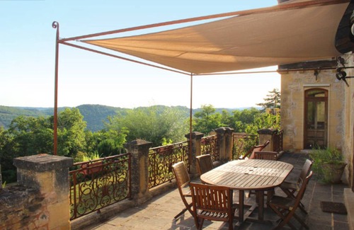 Saint-Cybranet House | 200 m² House ∙ 4 bedrooms ∙ 9 guests