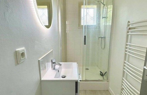 Poitiers Resort | 200 m² Private room ∙ 1 bedroom ∙ 1 guest