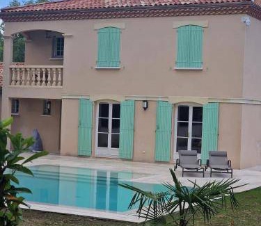 Riberac Villa | 200 m² Villa ∙ 3 bedrooms ∙ 6 guests