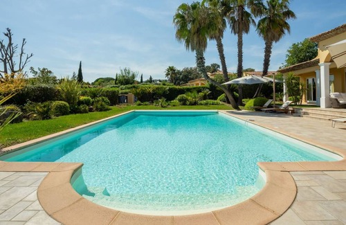 Les Restanques Villa | 200 m² Villa ∙ 4 bedrooms ∙ 8 guests