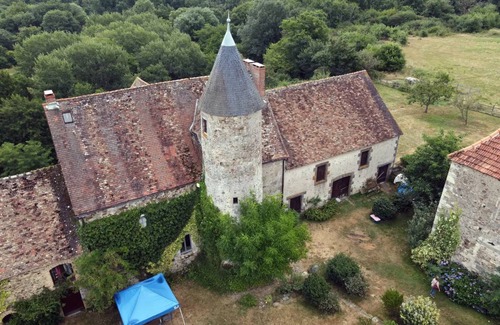 Brigueil-le-Chantre House | 203 m² House ∙ 3 bedrooms ∙ 13 guests