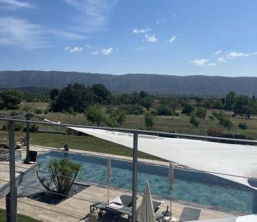 Cabrieres-d'Avignon Bed & Breakfast | 22 m² Bed and breakfast ∙ 3 guests