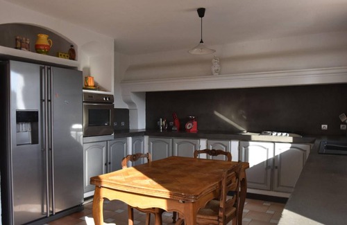 Saint-Paul-en-Foret Villa | 220 m² Villa ∙ 4 bedrooms ∙ 12 guests