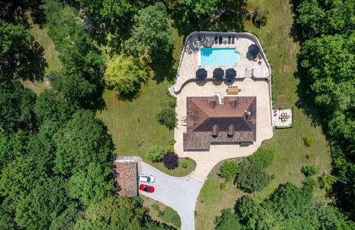 Rampieux House | 220 m² House ∙ 5 bedrooms ∙ 12 guests