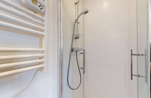 Angouleme Resort | 220 m² Private room ∙ 1 bedroom ∙ 1 guest