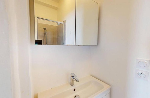 Cenon Resort | 220 m² Private room ∙ 1 bedroom ∙ 1 guest