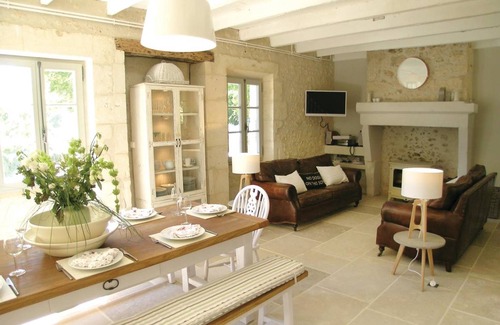Saint-Martin-des-Combes House | 235 m² House ∙ 5 bedrooms ∙ 11 guests