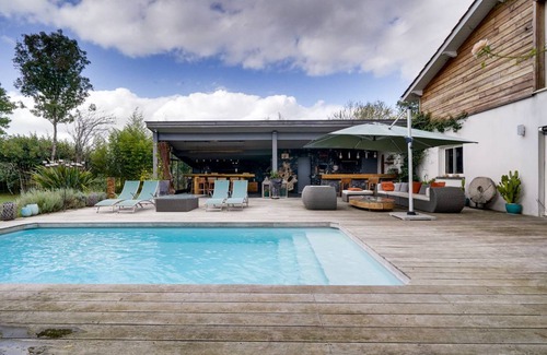 Bouliac House | 240 m² House ∙ 3 bedrooms ∙ 6 guests