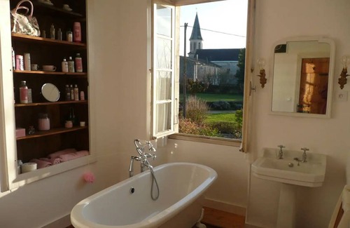 Alloinay House | 240 m² House ∙ 4 bedrooms ∙ 8 guests