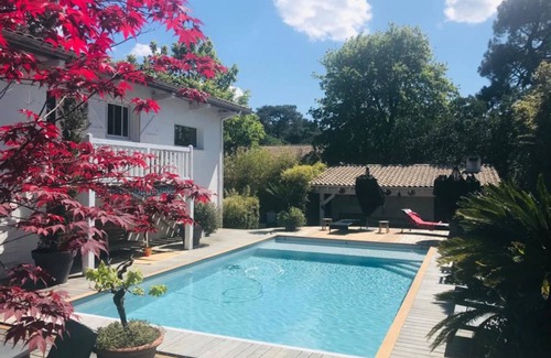 Pyla-sur-Mer Villa | 240 m² Villa ∙ 6 bedrooms ∙ 12 guests