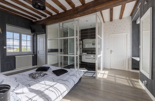 Mouterre-Silly House | 249 m² House ∙ 5 bedrooms ∙ 14 guests