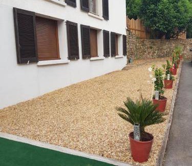 Chalus Bed & Breakfast | 25 m² Bed and breakfast ∙ 4 guests