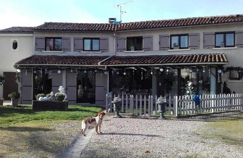 Gensac-la-Pallue Bed & Breakfast | 25 m² Bed and breakfast ∙ 2 guests