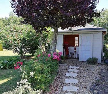 Veyrines-de-Vergt Bed & Breakfast | 25 m² Bed and breakfast ∙ 5 guests