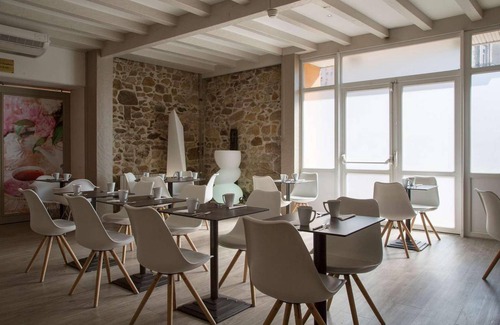 Saint-Junien Hotel | 25 m² Hotel ∙ 127 guests
