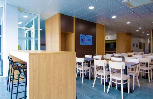 Puilboreau Hotel | 25 m² Hotel ∙ 8 guests
