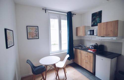Chatellerault Apartment | 25 m² Serviced apartment ∙ 2 guests