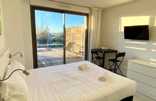 Eguilles Apartment | 25 m² Serviced apartment ∙ 2 guests