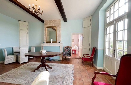 Saint-Jean-de-Duras House | 250 m² House ∙ 7 bedrooms ∙ 14 guests